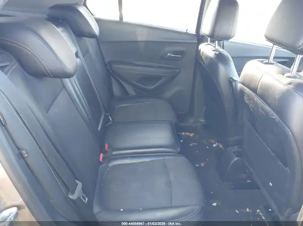 3GNCJLSB9JL398718 2018 CHEVROLET TRAX - Image 8