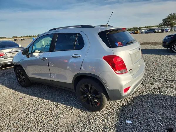 3GNCJLSB9JL414044 2018 CHEVROLET TRAX - Image 2