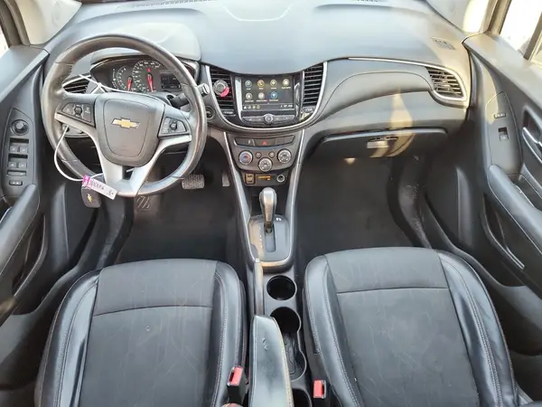 3GNCJLSB9JL414044 2018 CHEVROLET TRAX - Image 8