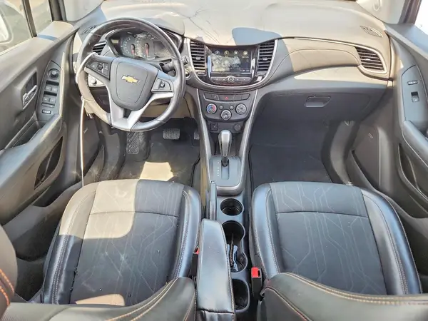 3GNCJLSB9KL112223 2019 CHEVROLET TRAX - Image 8