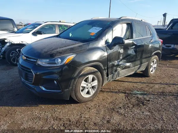 3GNCJLSB9KL149059 2019 CHEVROLET TRAX - Image 2