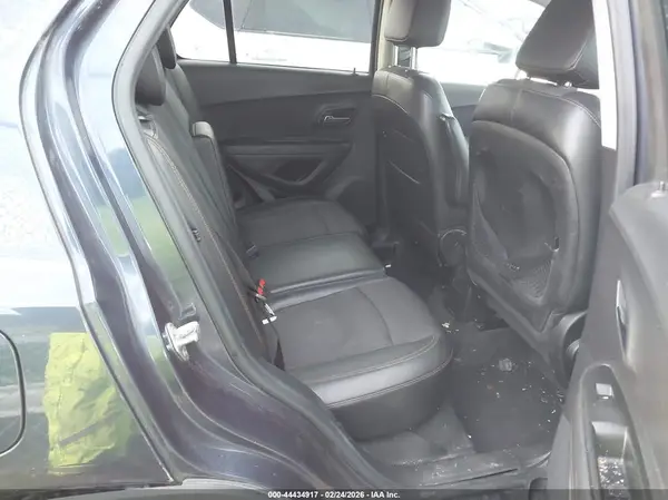 3GNCJLSB9KL153015 2019 CHEVROLET TRAX - Image 8
