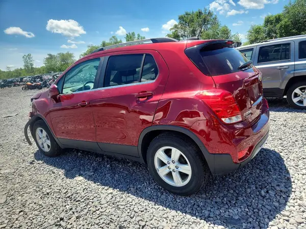 3GNCJLSB9KL154519 2019 CHEVROLET TRAX - Image 2