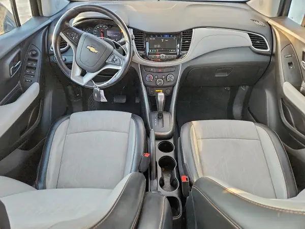 3GNCJLSB9KL174429 2019 CHEVROLET TRAX - Image 8
