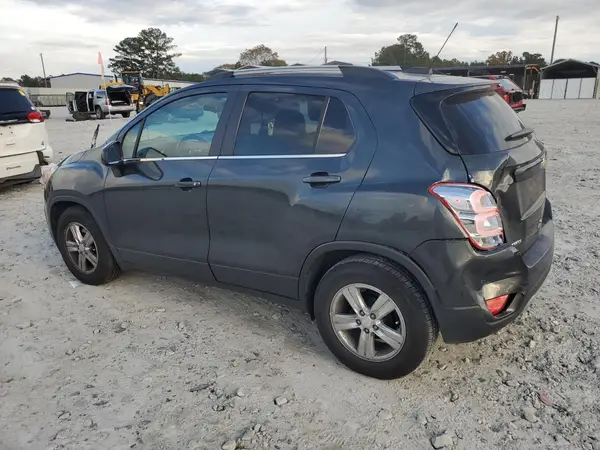 3GNCJLSB9KL191618 2019 CHEVROLET TRAX - Image 2