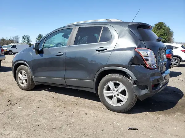3GNCJLSB9KL218350 2019 CHEVROLET TRAX - Image 2