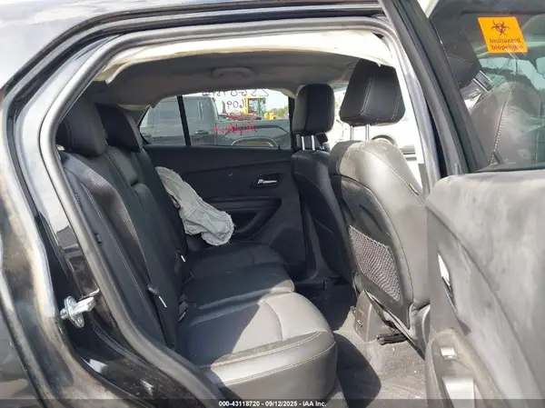 3GNCJLSB9KL243409 2019 CHEVROLET TRAX - Image 8