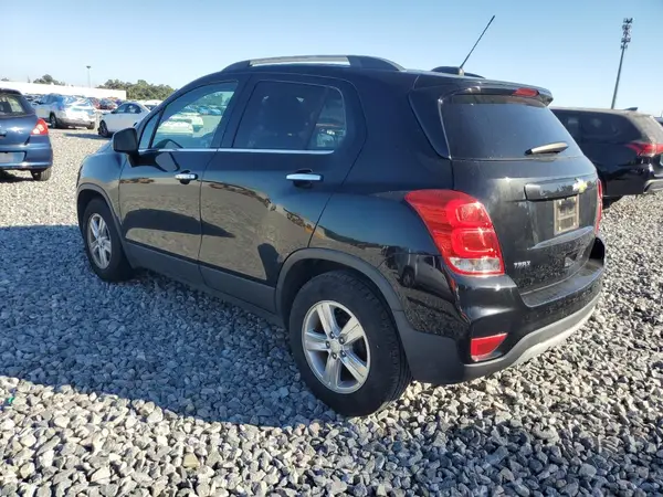 3GNCJLSB9KL253986 2019 CHEVROLET TRAX - Image 2