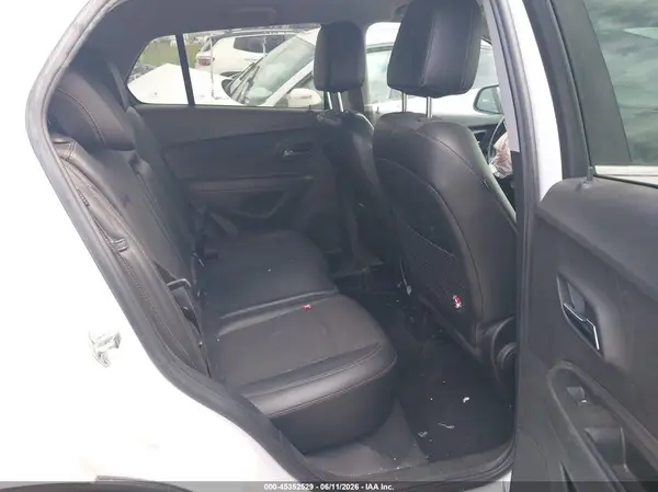 3GNCJLSB9KL267368 2019 CHEVROLET TRAX - Image 8