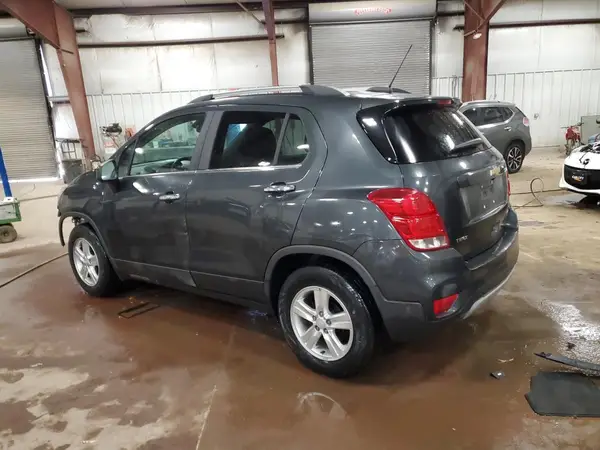 3GNCJLSB9KL276720 2019 CHEVROLET TRAX - Image 2