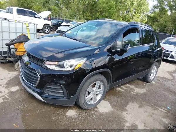 3GNCJLSB9KL314317 2019 CHEVROLET TRAX - Image 2