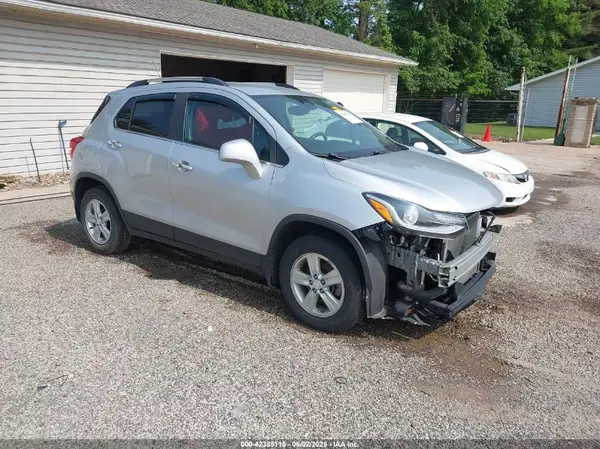 3GNCJLSB9KL321977 2019 CHEVROLET TRAX - Image 1