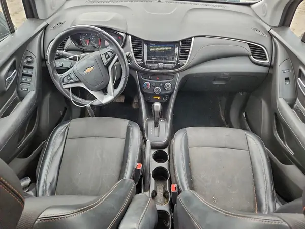 3GNCJLSB9KL359774 2019 CHEVROLET TRAX - Image 8