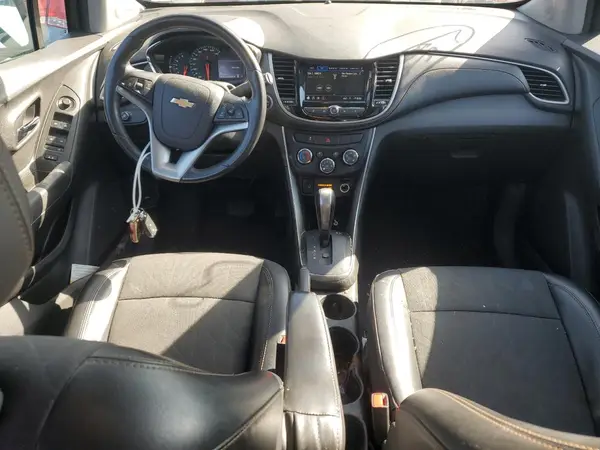 3GNCJLSB9KL396291 2019 CHEVROLET TRAX - Image 8