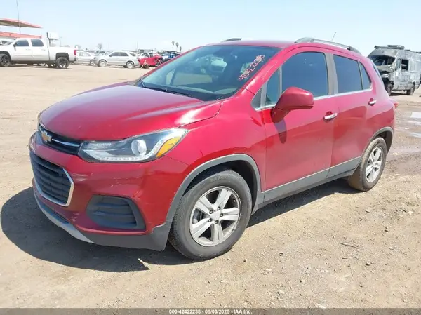 3GNCJLSB9LL113759 2020 CHEVROLET TRAX - Image 2