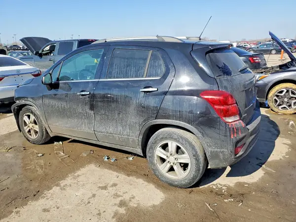 3GNCJLSB9LL124941 2020 CHEVROLET TRAX - Image 2