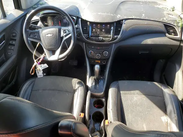 3GNCJLSB9LL124941 2020 CHEVROLET TRAX - Image 8