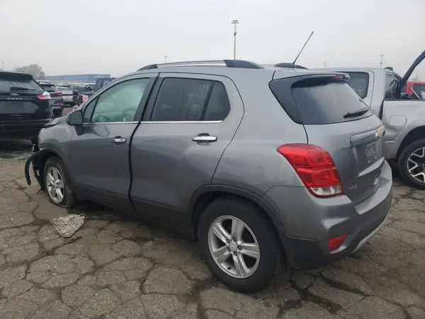 3GNCJLSB9LL138337 2020 CHEVROLET TRAX - Image 2