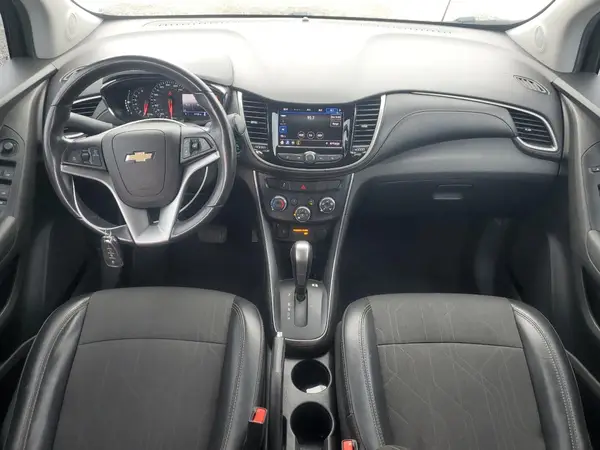 3GNCJLSB9LL195590 2020 CHEVROLET TRAX - Image 8