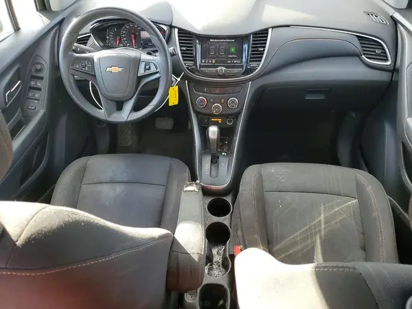 3GNCJLSB9LL203137 2020 CHEVROLET TRAX - Image 8