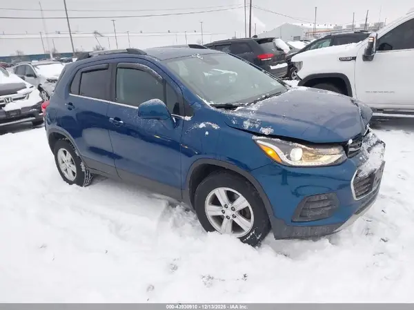 3GNCJLSB9LL224800 2020 CHEVROLET TRAX - Image 1