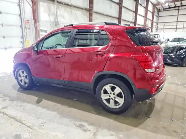 3GNCJLSB9LL227955 2020 CHEVROLET TRAX - Image 2