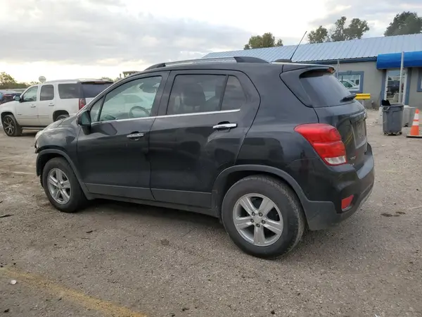 3GNCJLSB9LL233562 2020 CHEVROLET TRAX - Image 2