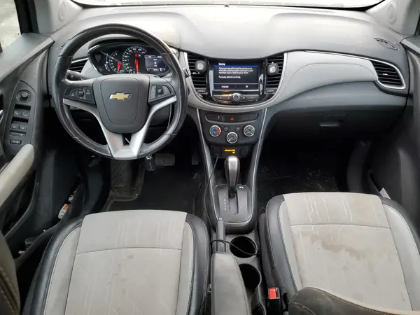 3GNCJLSB9LL233562 2020 CHEVROLET TRAX - Image 8