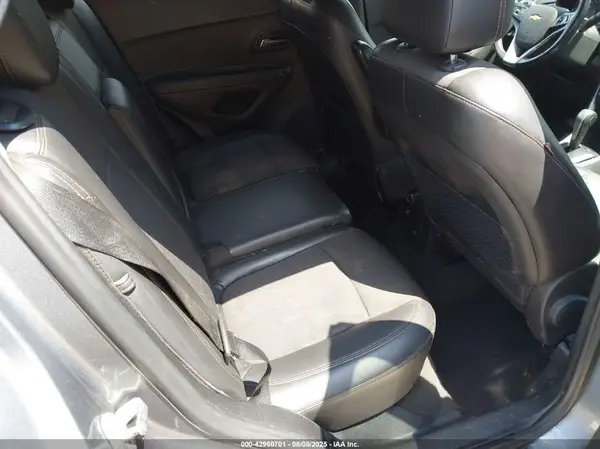 3GNCJLSB9LL283894 2020 CHEVROLET TRAX - Image 8
