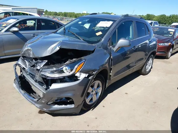 3GNCJLSB9LL291283 2020 CHEVROLET TRAX - Image 2