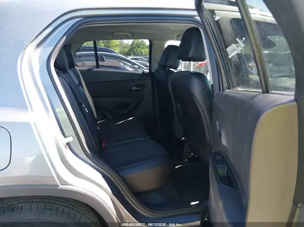 3GNCJLSB9LL291283 2020 CHEVROLET TRAX - Image 8