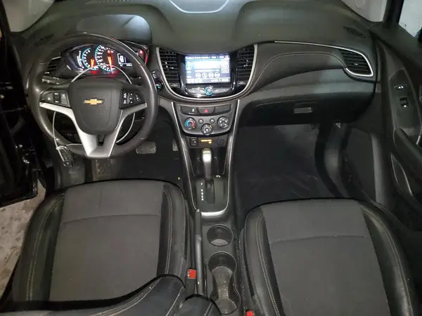 3GNCJLSB9LL316585 2020 CHEVROLET TRAX - Image 8