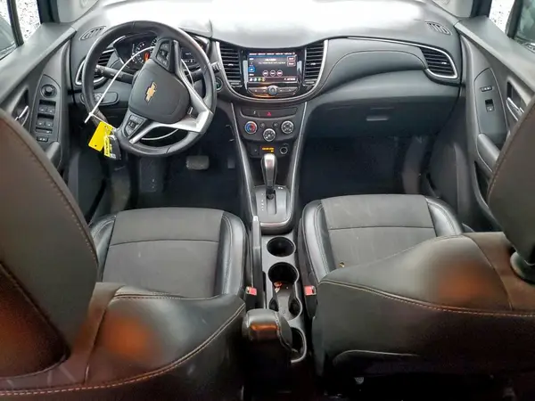 3GNCJLSB9LL327375 2020 CHEVROLET TRAX - Image 8