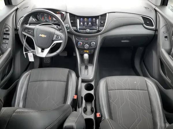3GNCJLSB9LL340563 2020 CHEVROLET TRAX - Image 8