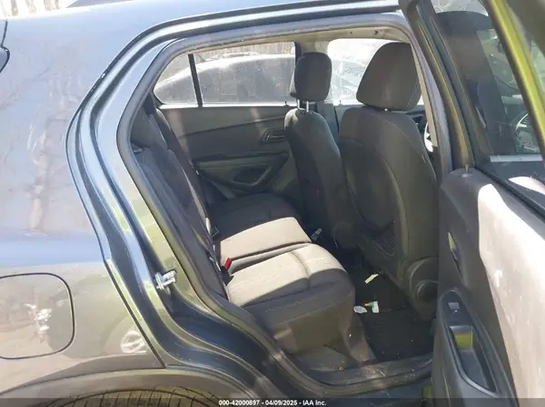 3GNCJLSBXGL219062 2016 CHEVROLET TRAX - Image 8