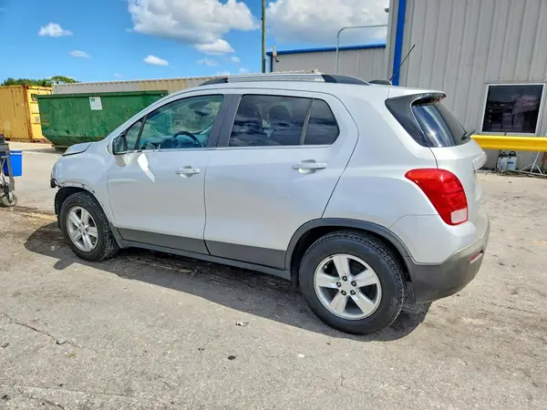 3GNCJLSBXGL224259 2016 CHEVROLET TRAX - Image 2