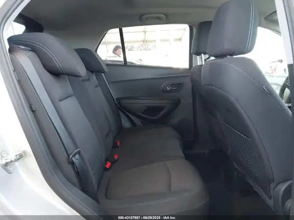 3GNCJLSBXGL235312 2016 CHEVROLET TRAX - Image 8