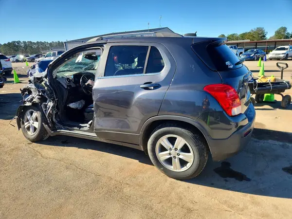 3GNCJLSBXGL247914 2016 CHEVROLET TRAX - Image 2