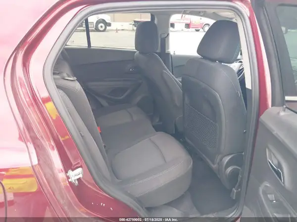3GNCJLSBXGL258573 2016 CHEVROLET TRAX - Image 8