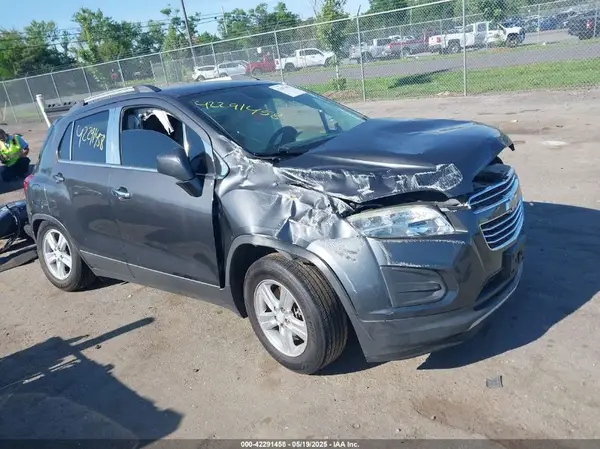 3GNCJLSBXGL269542 2016 CHEVROLET TRAX - Image 1