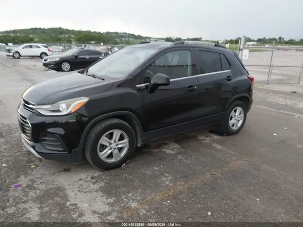 3GNCJLSBXHL182905 2017 CHEVROLET TRAX - Image 2