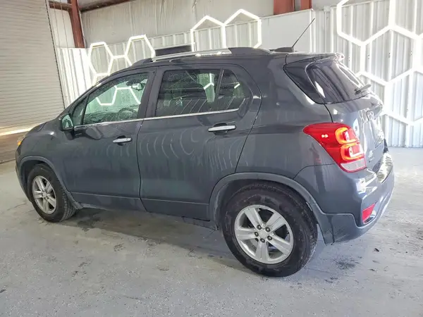 3GNCJLSBXHL183522 2017 CHEVROLET TRAX - Image 2