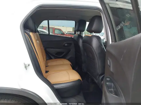 3GNCJLSBXHL188218 2017 CHEVROLET TRAX - Image 8