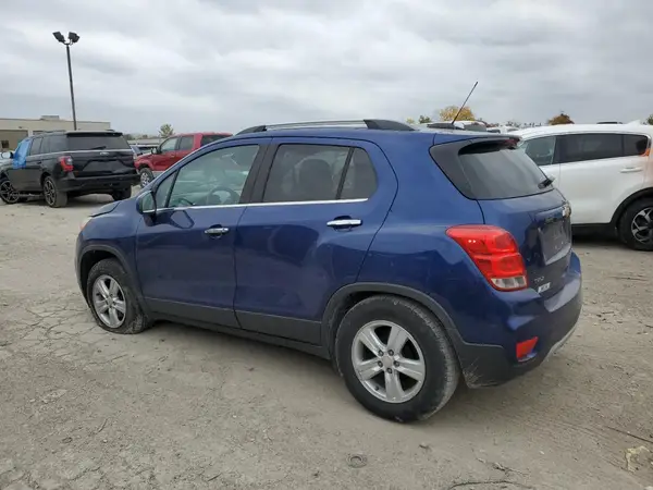 3GNCJLSBXHL196111 2017 CHEVROLET TRAX - Image 2