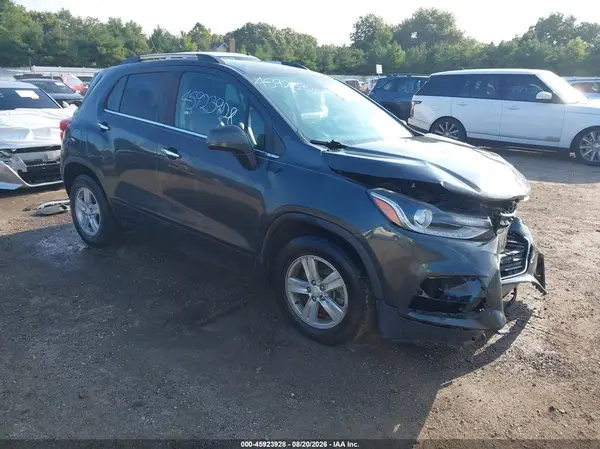 3GNCJLSBXHL225011 2017 CHEVROLET TRAX - Image 1