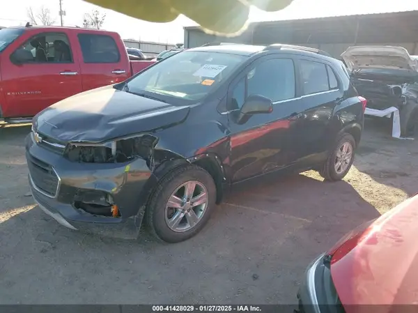 3GNCJLSBXHL255075 2017 CHEVROLET TRAX - Image 2