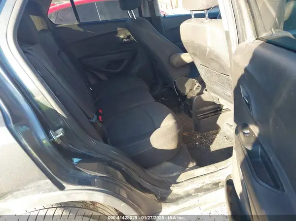 3GNCJLSBXHL255075 2017 CHEVROLET TRAX - Image 8