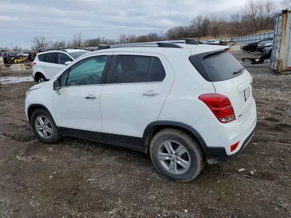 3GNCJLSBXHL257022 2017 CHEVROLET TRAX - Image 2