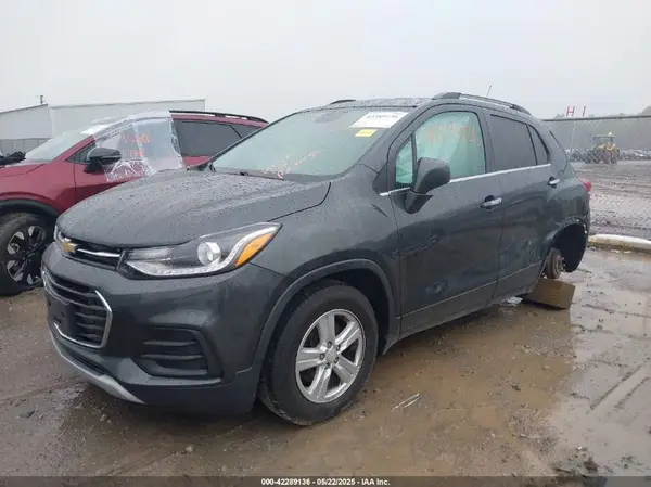 3GNCJLSBXHL274290 2017 CHEVROLET TRAX - Image 2