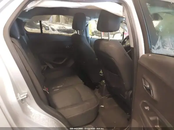 3GNCJLSBXJL152289 2018 CHEVROLET TRAX - Image 8